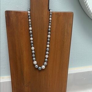 Gray and White Faux Pearl Necklace with Classic Elegance